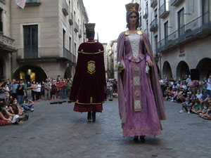 Arribada de la Flama del Canig&oacute; 2021 a la pla&ccedil;a del Vi