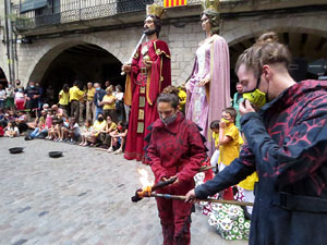 Arribada de la Flama del Canig&oacute; 2021 a la pla&ccedil;a del Vi