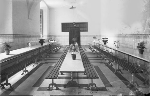 Menjador de l'antic Hospici de Girona. 1925