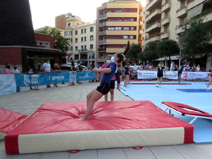 IX Jornada de l'Esport Femen&iacute; 2021 a la pla&ccedil;a Salvador Espriu i la de Francesc Calvet i Rubalcaba