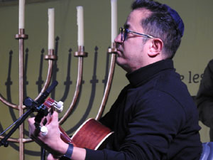 Nadal 2021. Encesa de les llums de Hanukk&agrave; a la pla&ccedil;a del Vi