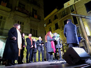 Nadal 2021. Encesa de les llums de Hanukk&agrave; a la pla&ccedil;a del Vi