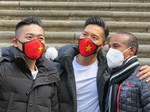 Nadal 2021. R&egrave;cord Guiness de pujada d'escales de Giang Brothers