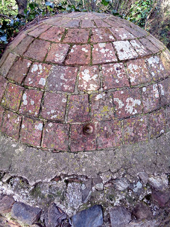 Volta del pou sobre la riera de Sant Miquel