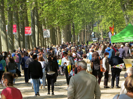 Festivitats i esdeveniments. Diada de Sant Jordi 2021 a Girona