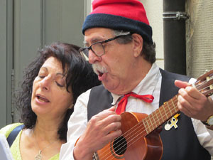 Setmana Santa 2022 a Girona. Cantada de Caramelles