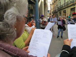 Setmana Santa 2022 a Girona. Cantada de Caramelles