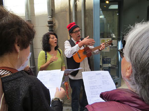 Setmana Santa 2022 a Girona. Cantada de Caramelles