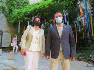 Temps de Flors 2021. Muralla al costat de la Carbonera