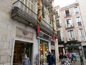 Temps de Flors 2021. La pla&ccedil;a del Vi