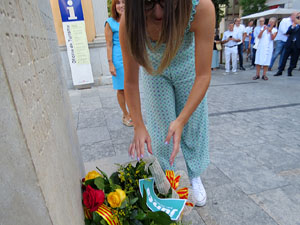 Diada Nacional 2022. Homenatge floral a Carles Rahola a la Rambla de la Llibertat