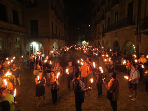 Diada Nacional 2022. XV Marxa de Torxes de Girona pels carrers del Barri Vell de Girona