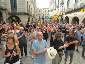 Diada Nacional 2022. Concentració a la plaça del Vi, lectura del manifest i cant de Els Segadors