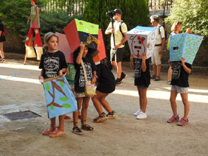 Festa Major de Sant Daniel 2022 - Cercavila des del mirador de Montorr&oacute; a la placeta d'entrada del Monestir de Sant Daniel