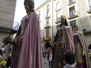 Fires de Sant Narcís 2022. Toc de rams. Cerimònia del canvi de rams de les gegantes