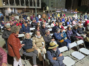 Fires de Sant Narcís 2022. Cantada d'havaneres a la plaça de l'U d'octubre de 2017 pel grup Vell Galligants