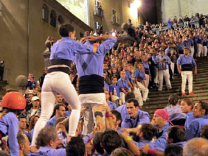 Fires de Sant Narcís 2022. Pilar a les escales de la Catedral