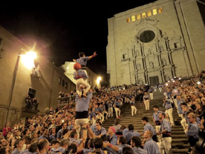 Fires de Sant Narcís 2022. Pilar a les escales de la Catedral