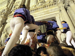 Fires de Sant Narcís 2022. Pilar a les escales de la Catedral