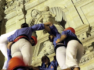 Fires de Sant Narcís 2022. Pilar a les escales de la Catedral