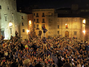 Fires de Sant Narcís 2022. Pilar a les escales de la Catedral