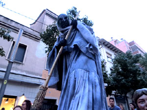Fires de Sant Narc&iacute;s 2022. El preg&oacute;. Cercaviles de gegants i capgrossos