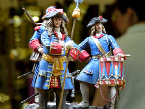 Fires de Sant Narcís 2022. Exposició Soldat de Plom a l'església de Sant Lluc