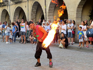 Balls a la pla&ccedil;a del Vi