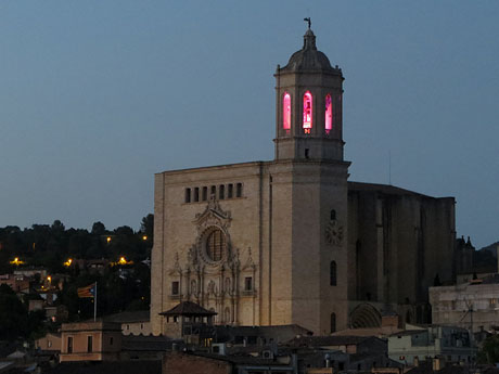 Balls a la pla&ccedil;a del Vi