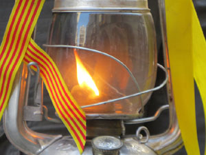 Cercavila de la Flama del Canig&oacute; 2022 fins la pla&ccedil;a del Vi