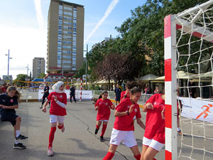X Jornada de l'Esport Femení 2022 a la plaça Salvador Espriu i la de Francesc Calvet i Rubalcaba