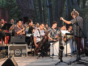Festival Notes al parc 2022. Girona Jazz Project Big Band