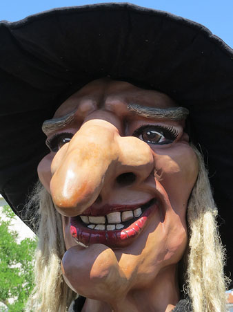 Cercavila de gegants, capgrossos i gegantons