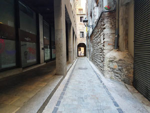 El carrer i travessia de l'Auriga