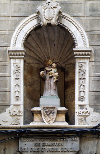 Fornícula dedicada a Sant Antoni de Pàdua, al carrer Ciutadans, 17. 2006