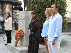 Diada Nacional 2023. Homenatge floral a Carles Rahola a la Rambla de la Llibertat