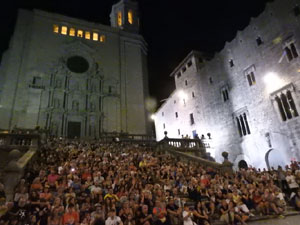 Diada Nacional 2023. XVI Marxa de Torxes de Girona pels carrers del Barri Vell de Girona