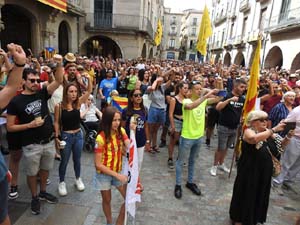 Diada Nacional 2023. Concentració a la plaça del Vi