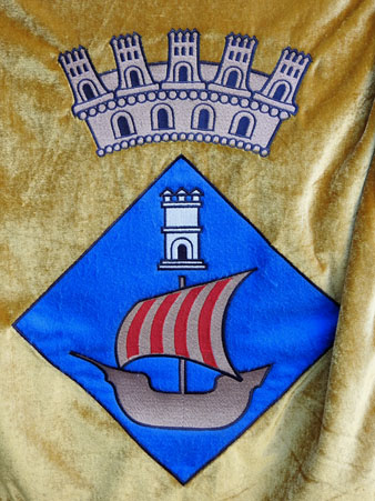 Escut al cobertor de la Mulassa de Salou