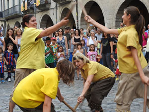 Balls a la pla&ccedil;a del Vi