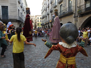 Balls a la pla&ccedil;a del Vi