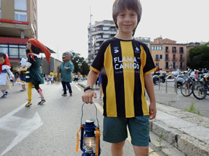 Cercavila de la Flama del Canig&oacute; 2023 fins la pla&ccedil;a del Vi