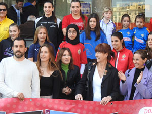 X Jornada de l'Esport Femení 2023 a la plaça Salvador Espriu i la de Francesc Calvet i Rubalcaba