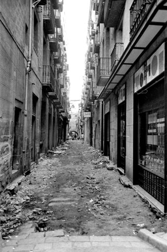 Obres d'urbanitzaci&oacute; del carrer Mercaders. 1963