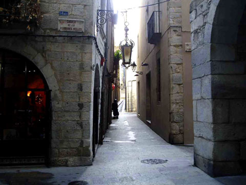 El carrer Minali. Al fons el carrer Ciutadans. 2008