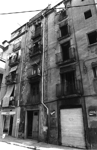 Vista del carrer Perill. 1986