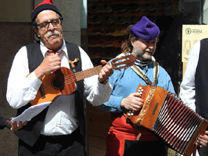 Setmana Santa 2023 a Girona.  Cantada de Caramelles