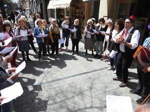 Setmana Santa 2023 a Girona.  Cantada de Caramelles