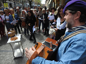 Setmana Santa 2023 a Girona.  Cantada de Caramelles