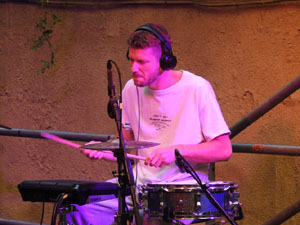 Festival Strenes 2023. Concert de B1n0 a la pujada de Sant Domènec